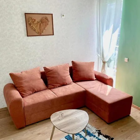 Budget Holiday First Sea Line Coast Apartment Pomorie