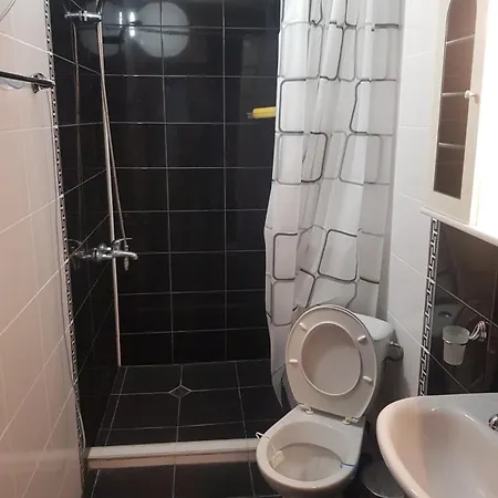 Budget Holiday First Sea Line Coast Apartment Pomorie