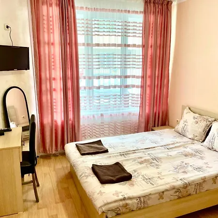 Budget Holiday First Sea Line Coast Apartment Pomorie