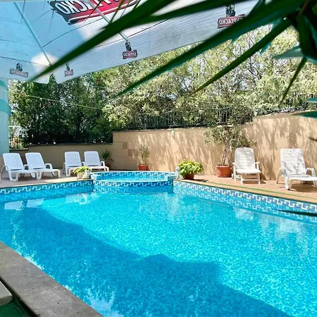 Budget Holiday First Sea Line Coast Apartment Pomorie