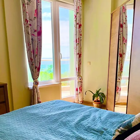 Europe Holiday Apartments First Sea Line Coast Apartamento