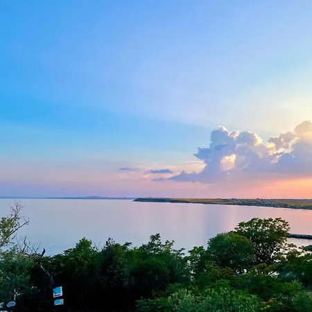 Europe Holiday Apartments First Sea Line Coast Apartamento Pomorie